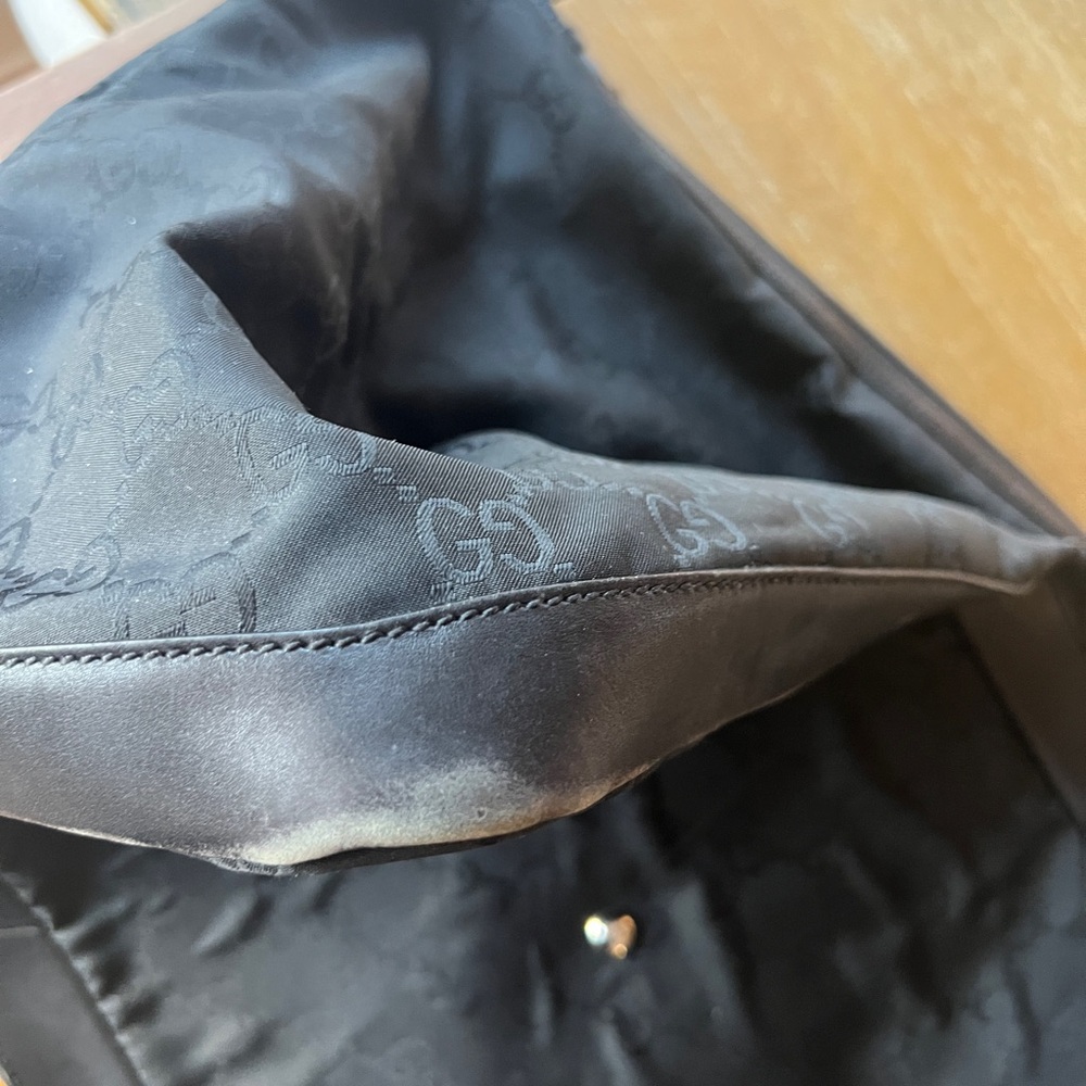 Gucci Black Monogram Duffel Bag - Picture 7 of 8